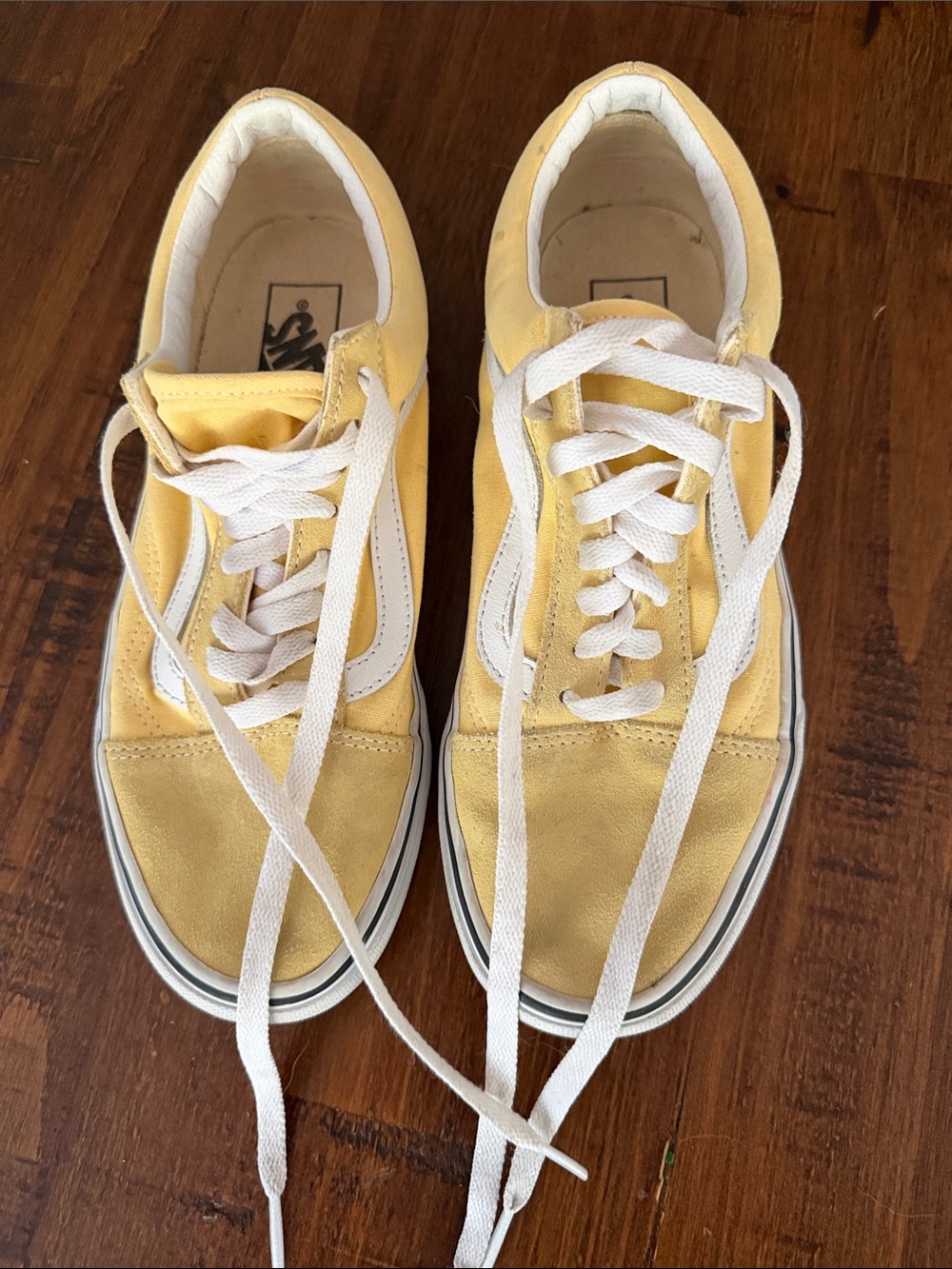 Vans Women's Yellow and White Low-Top Sneakers